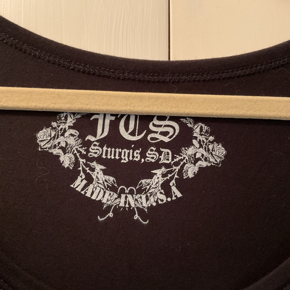 Full Throttle Saloon Black Graphic Top with Skull Design Cold Shoulder - Picture 2 of 5